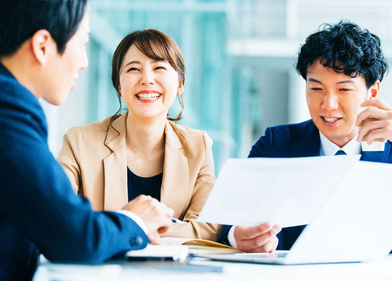 各専門家たちと連携